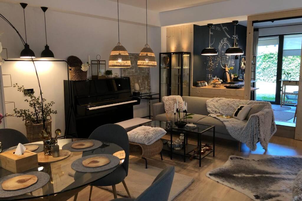 Appartamento ViV Central Apart-Studio Bistriţa Esterno foto